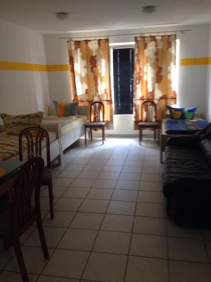 Aldingen 2 Zimmer Wohnung エクステリア 写真