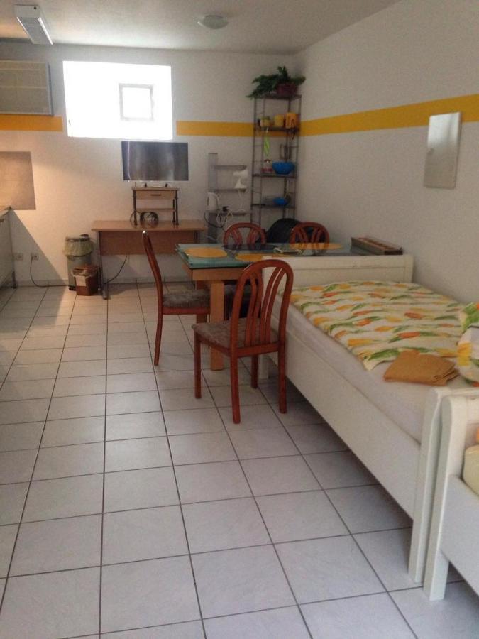 Aldingen 2 Zimmer Wohnung エクステリア 写真