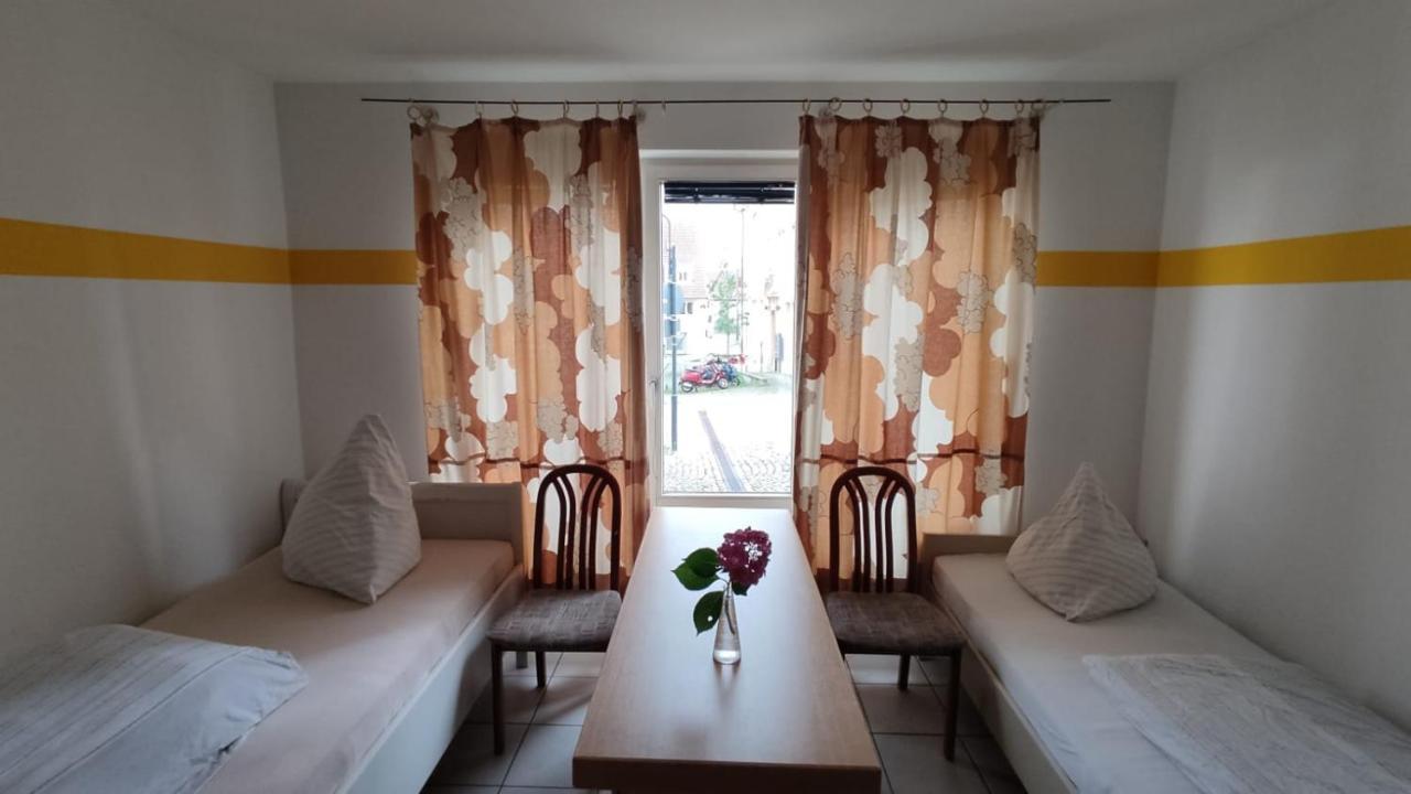 Aldingen 2 Zimmer Wohnung エクステリア 写真